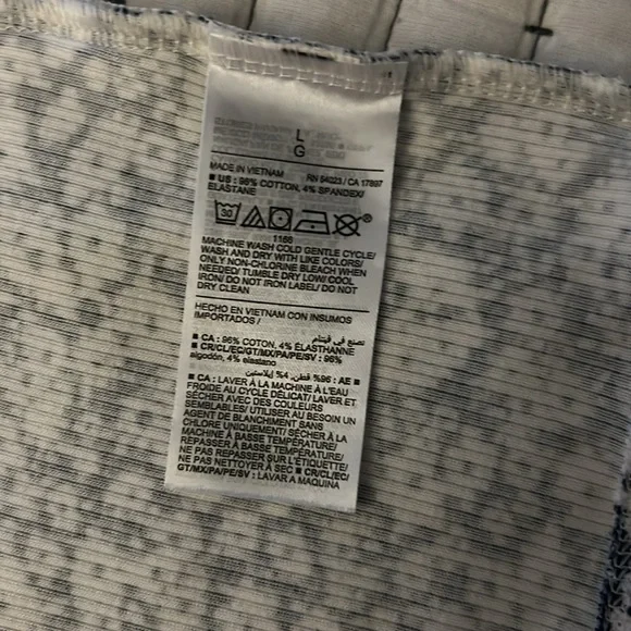 Old Navy Tank - Picture 5 of 5